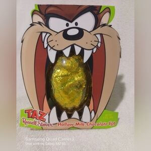 Vintage Looney tunes Taz hollow milk chocolate Easter egg holder
